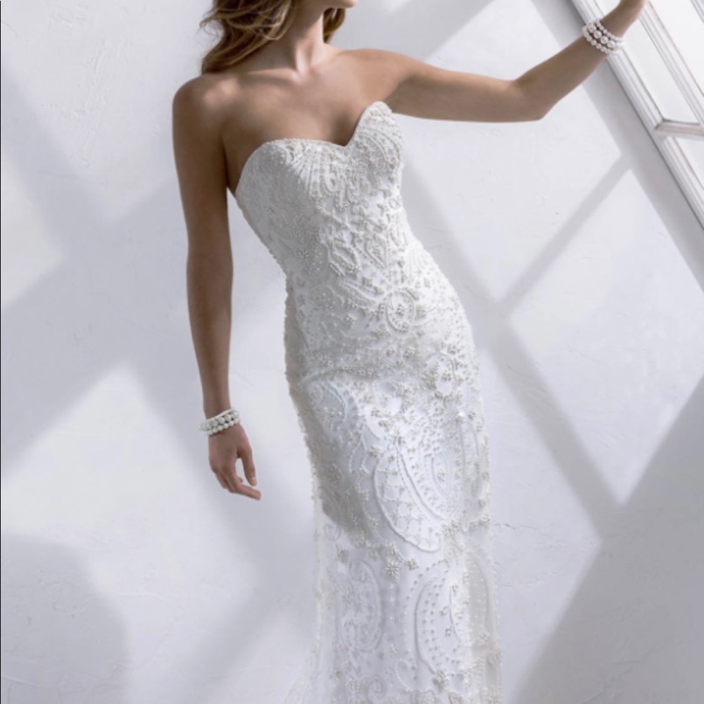 Haute couture Sottero-Midgley wedding dress